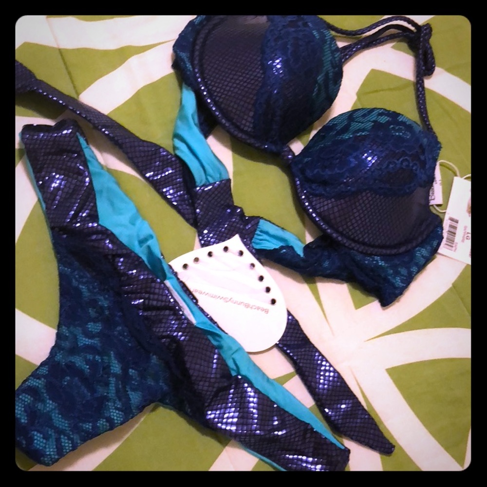 Super cute NWT beach bunny push up bikini